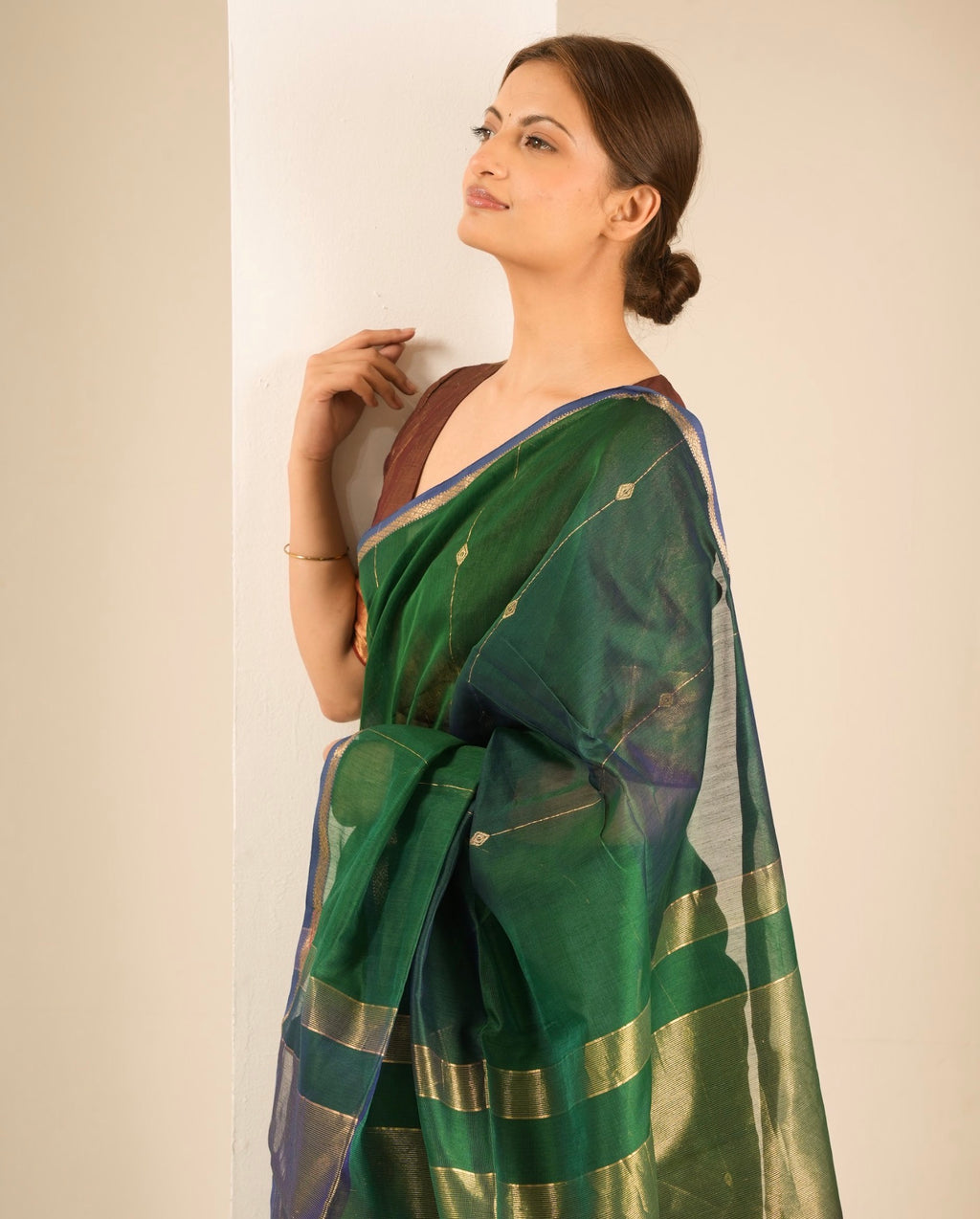 Dual Shaded Green Maheshwari Handloom Saree