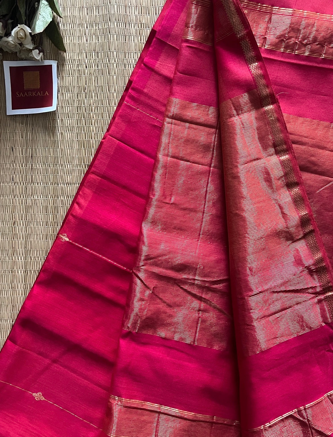 Noori Pink Shaded Maheshwari Silk & Cotton Pure Handloom Saree