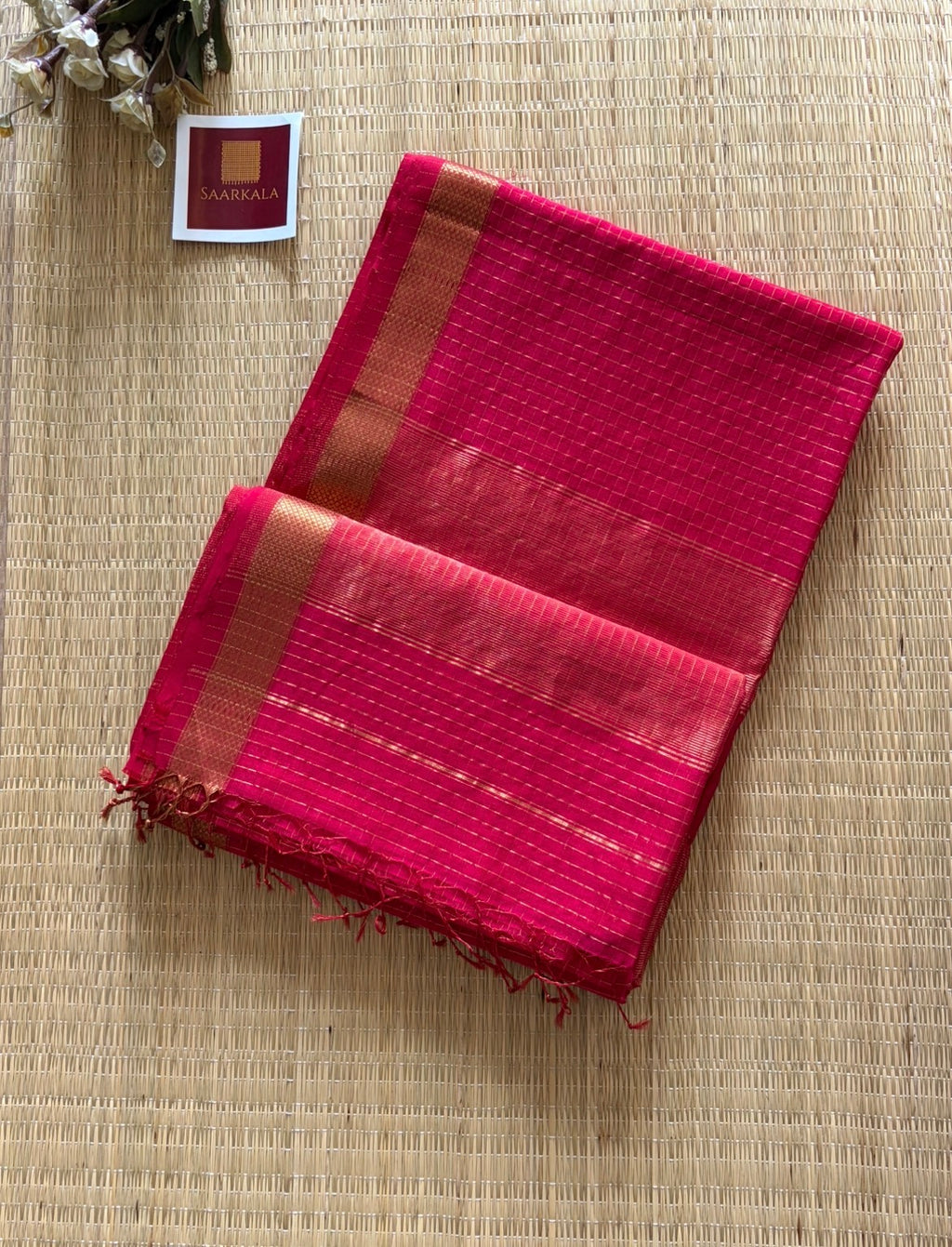 Rani Checked Maheshwari Handwoven Saree with Gold Zari Border