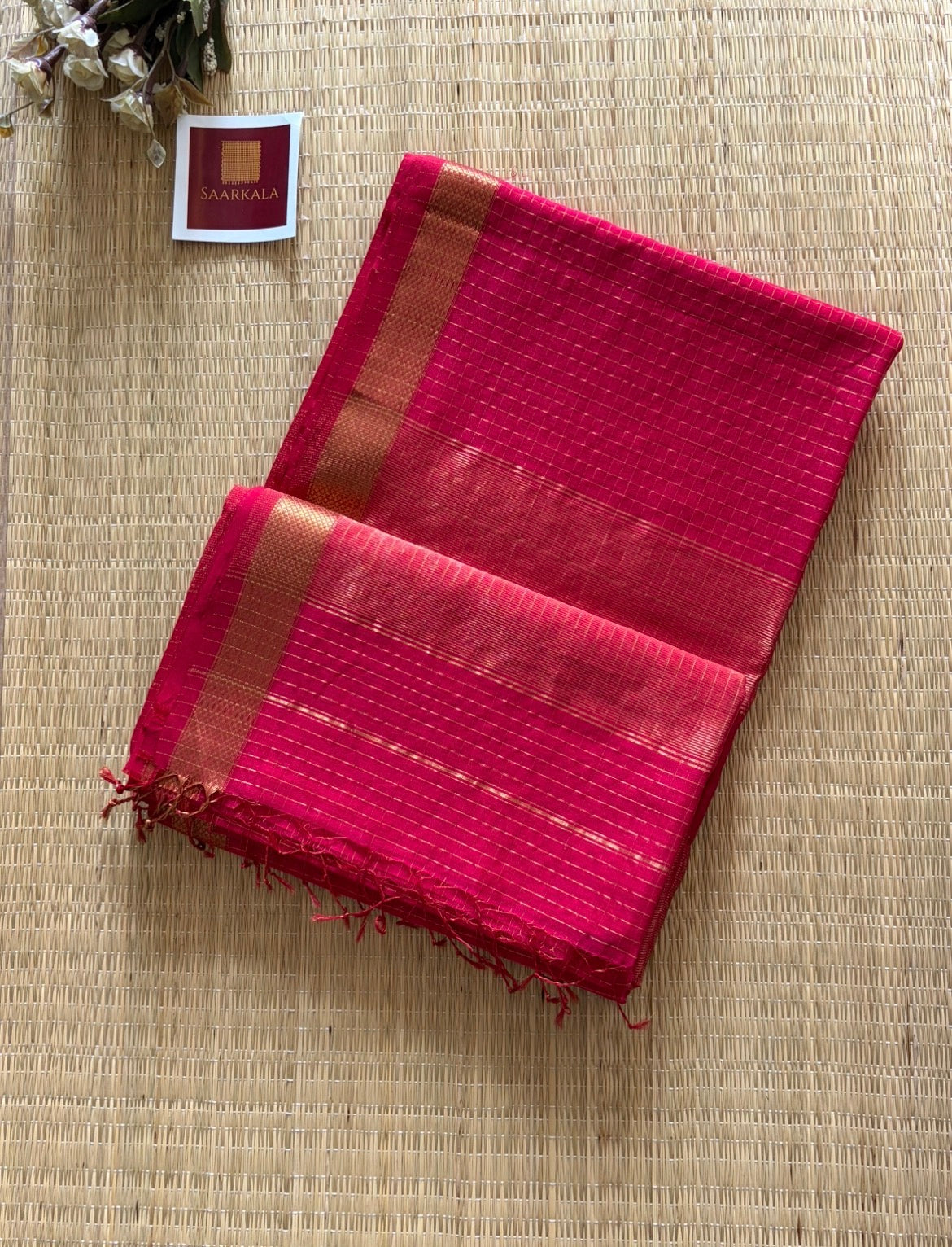 Rani Checked Maheshwari Handwoven Saree with Gold Zari Border