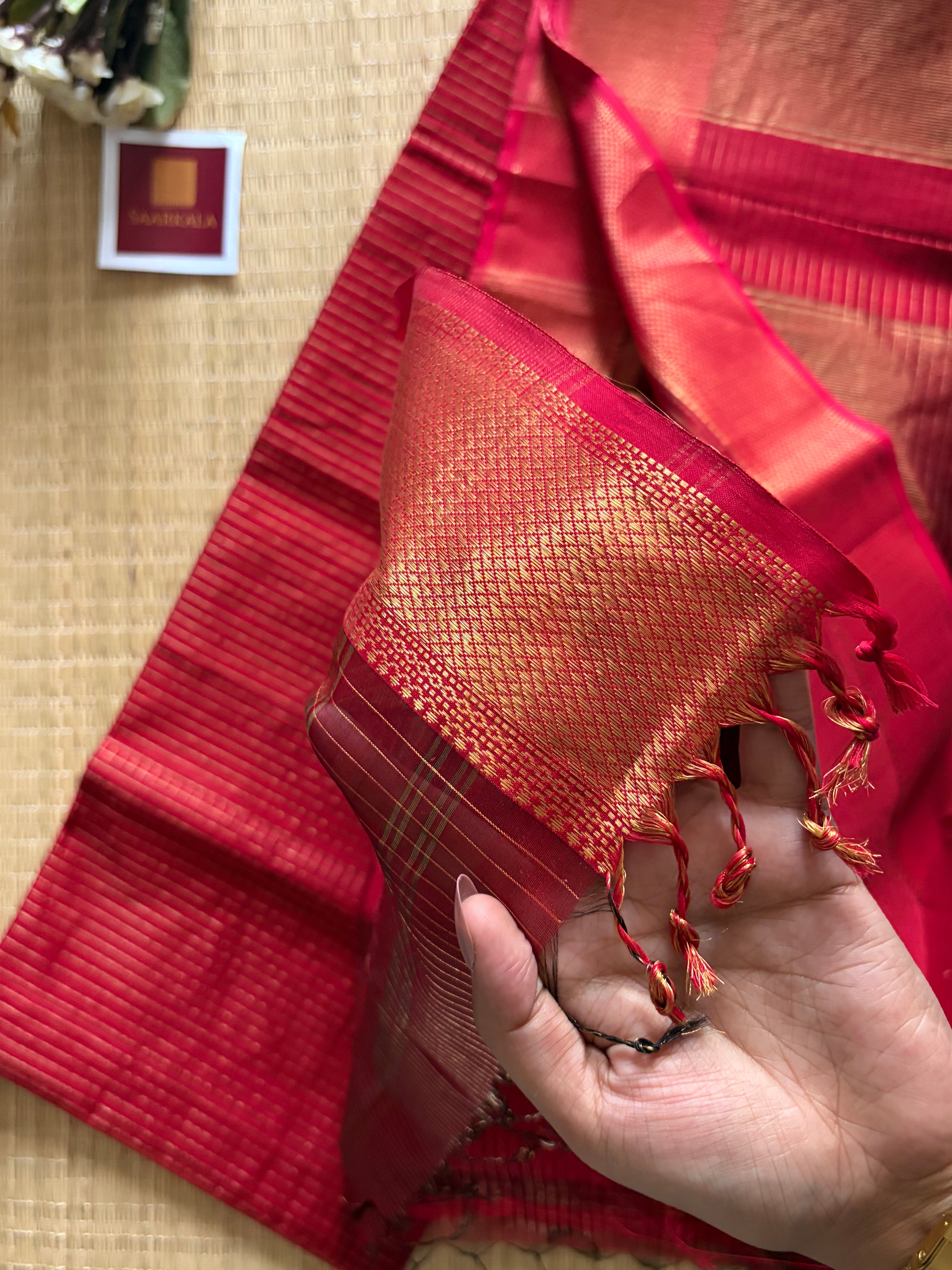 Checks Red Maheshwari Handloom Saree