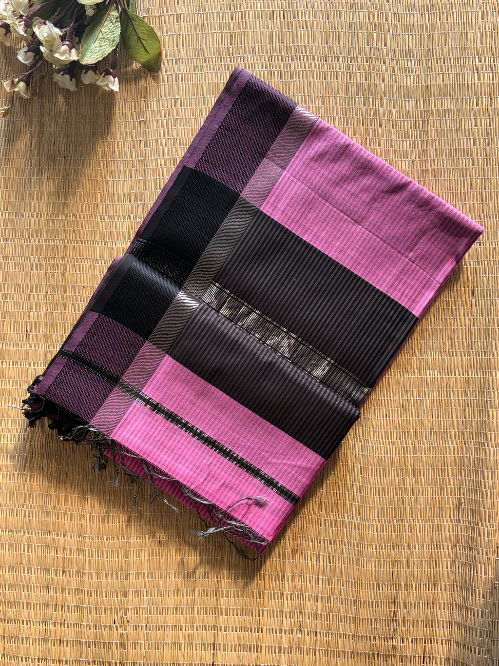 Leher Pink Maheshwari silk and cotton Saree