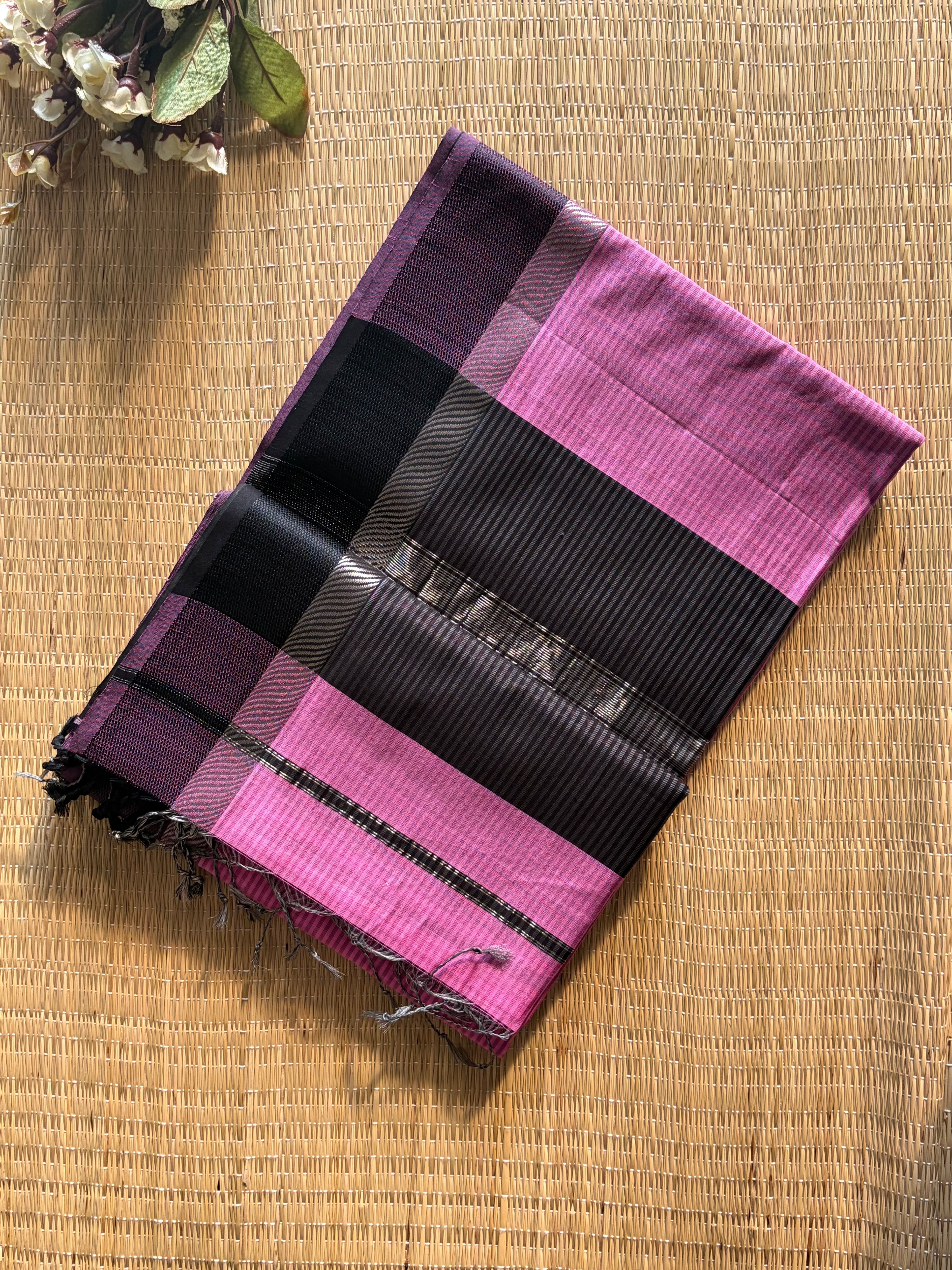 Leher Pink Maheshwari silk and cotton Saree